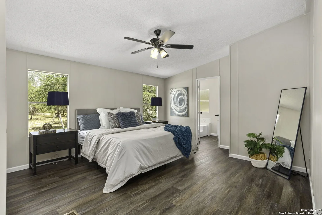 Photo of 24470 Trumbo
