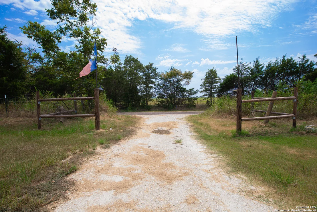 Photo of 283 County Road 510