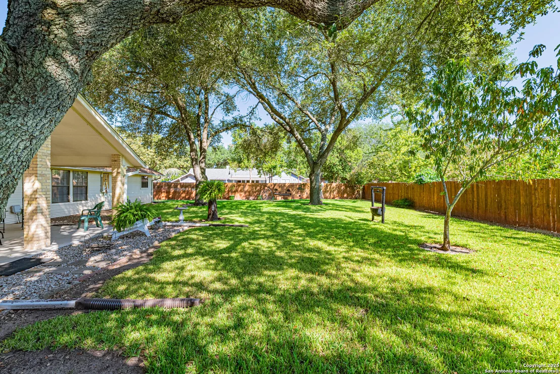 Photo of 729 Heritage Dr