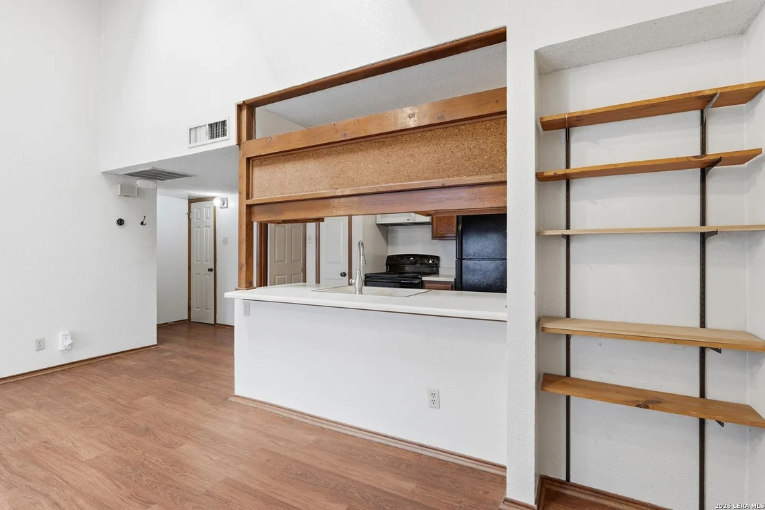 Photo of Unit 270 at 8633 Datapoint Dr