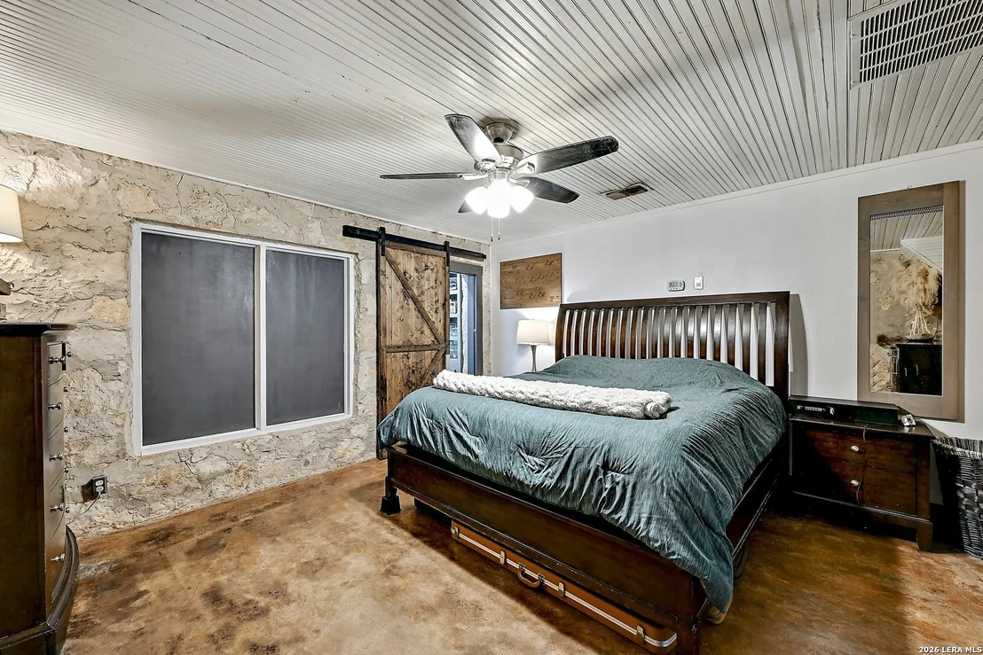 Photo of 3513 N Us Highway 281