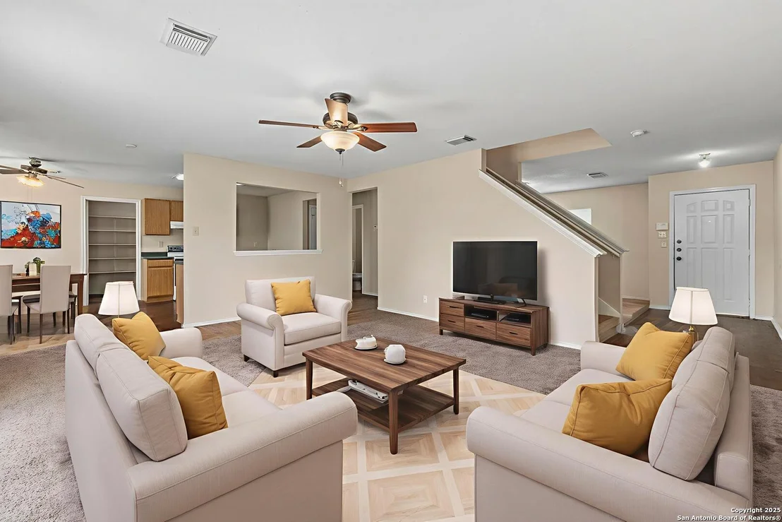Photo of 8023 Chestnut Cedar