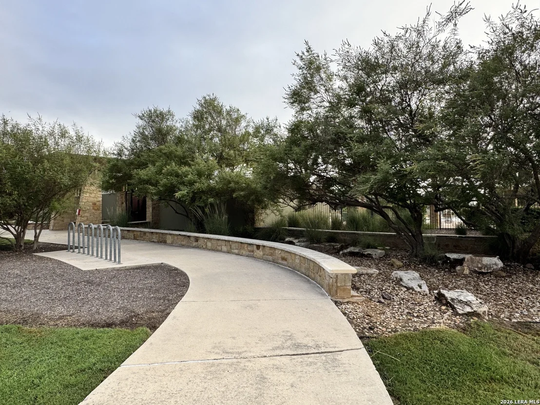Photo of 217 SPLIT RAIL DR