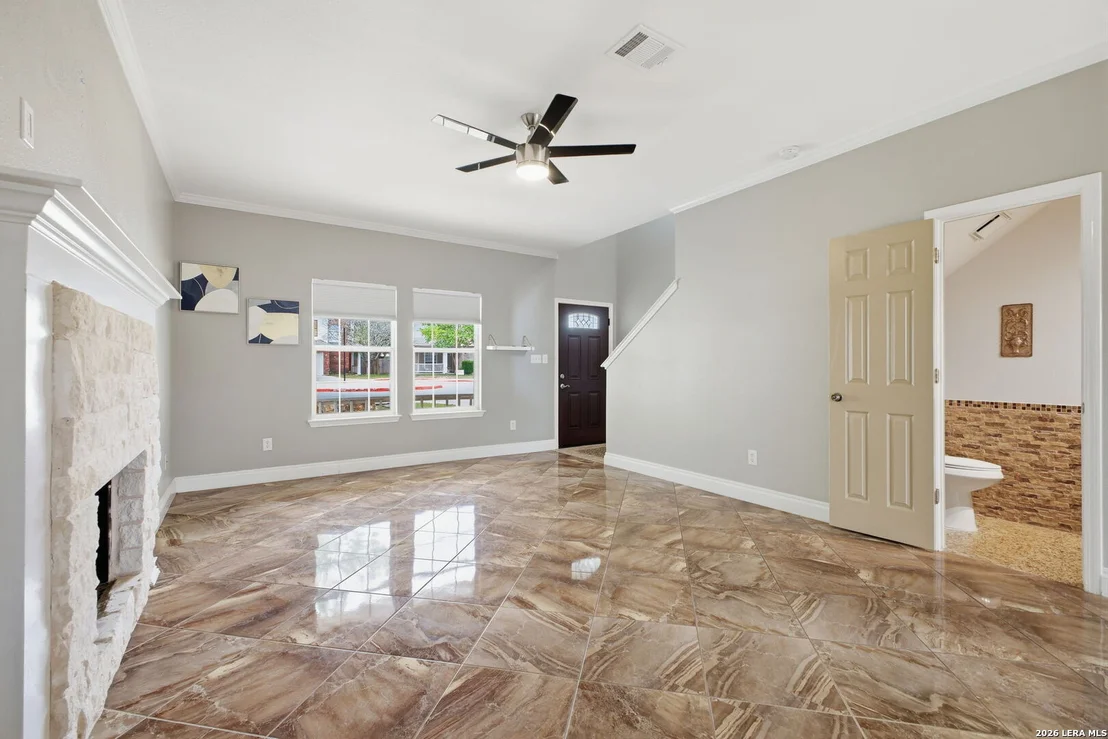 Photo of 21810 Goldcrest