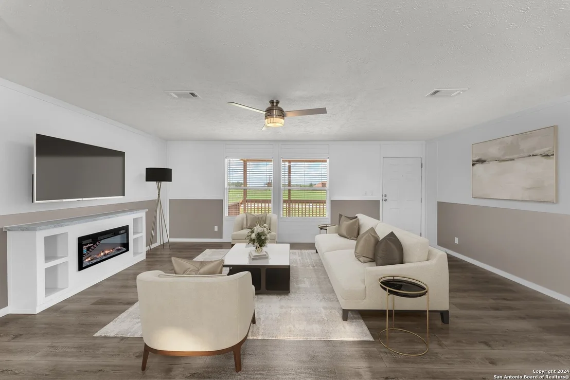 Photo of 347 Mahan Rd