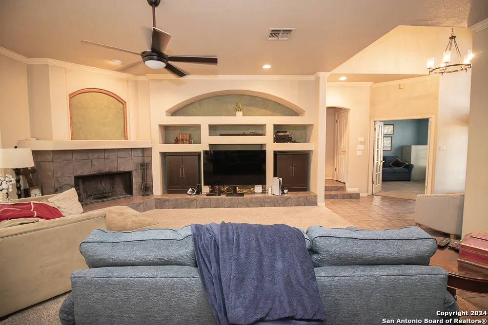 Photo of 8526 FAIRWAY TRACE DR