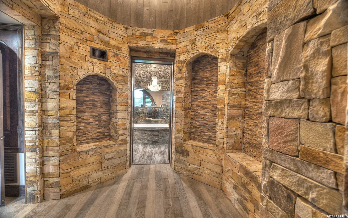 Photo of 200 Skippin Stone Ln