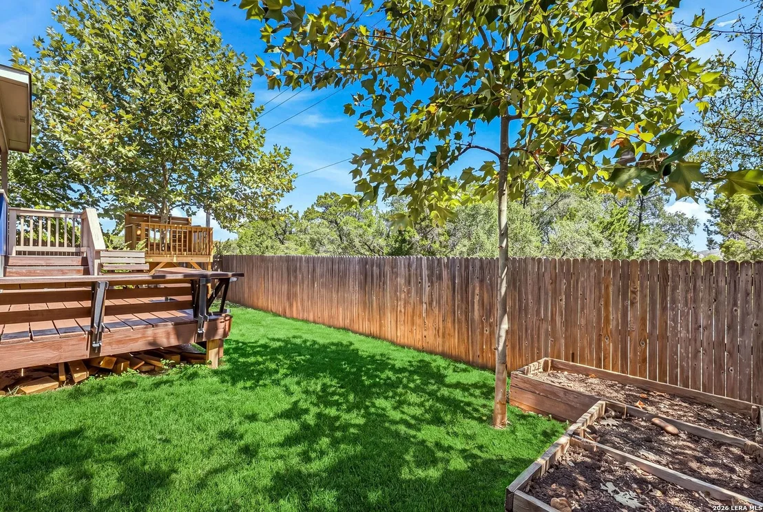 Photo of 24266 Invitation Oak