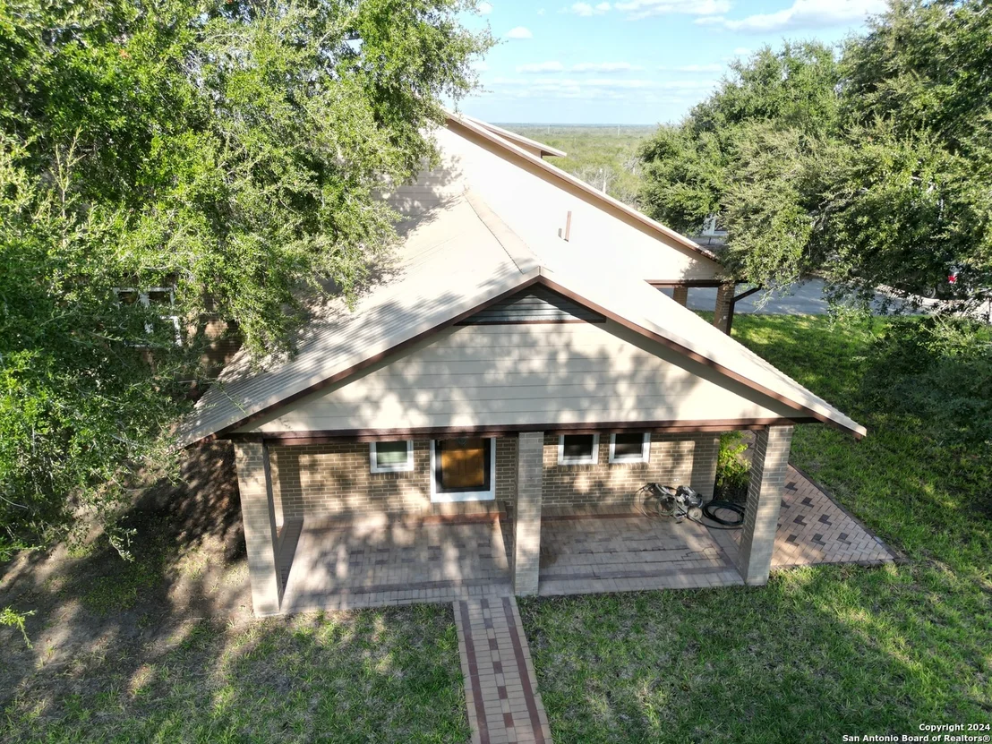 Photo of 100 County Road 305