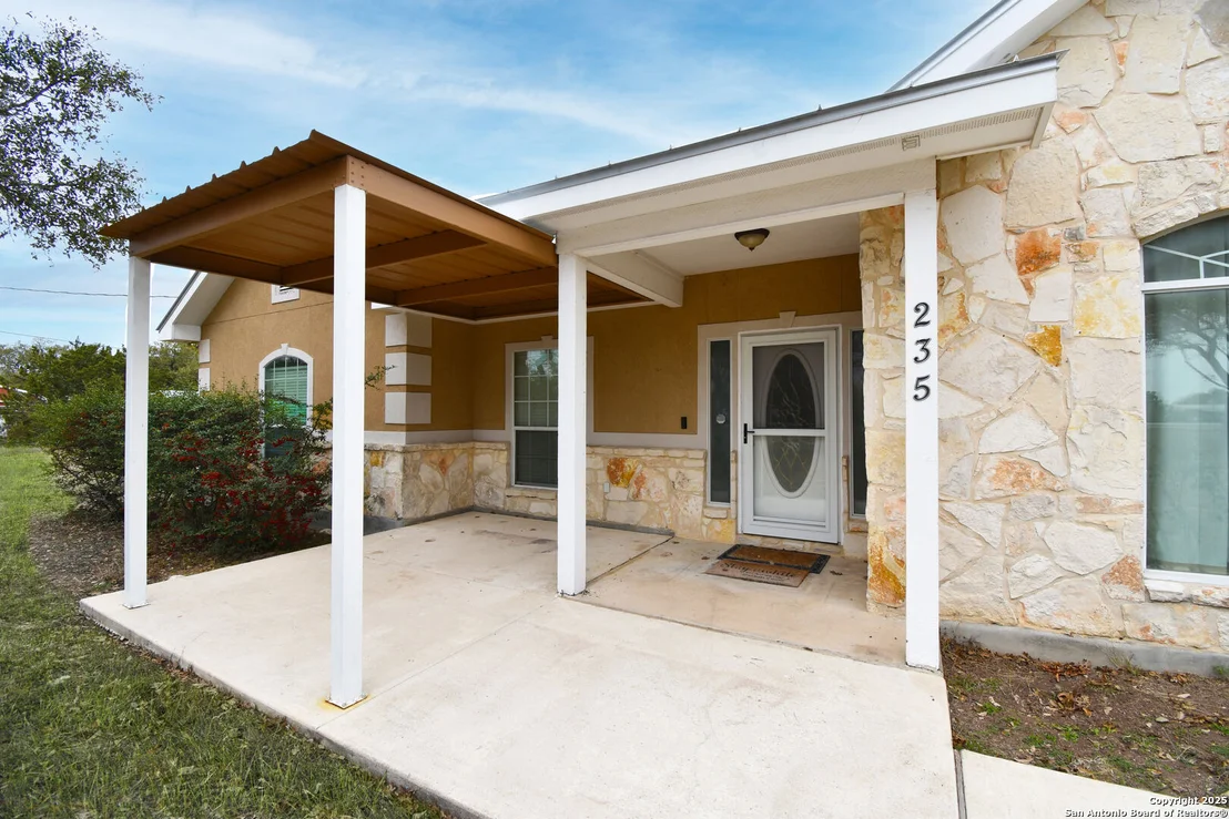 Photo of 235 County Road 2720