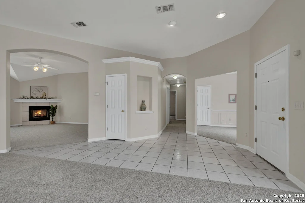Photo of 461 WALNUT HEIGHTS BLVD