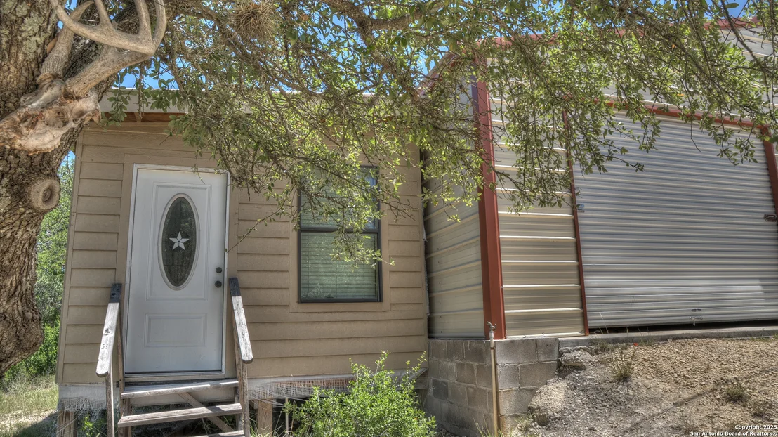 Photo of 121 David Rankin Rd