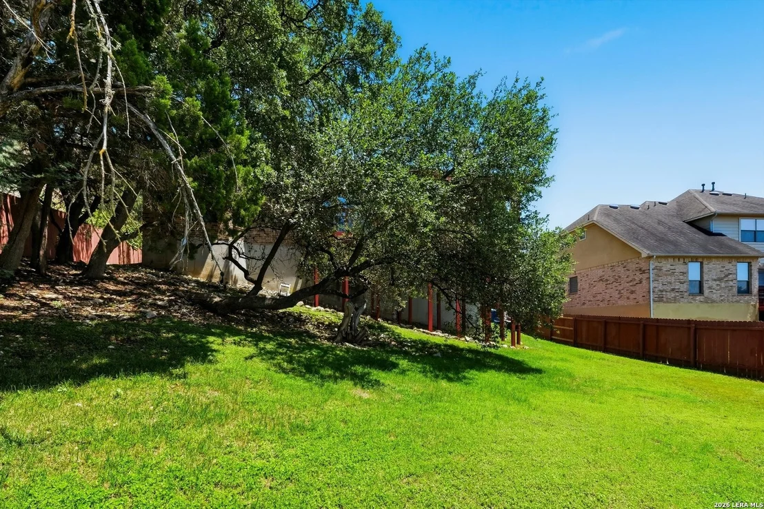Photo of 3719 Sunset Cliff