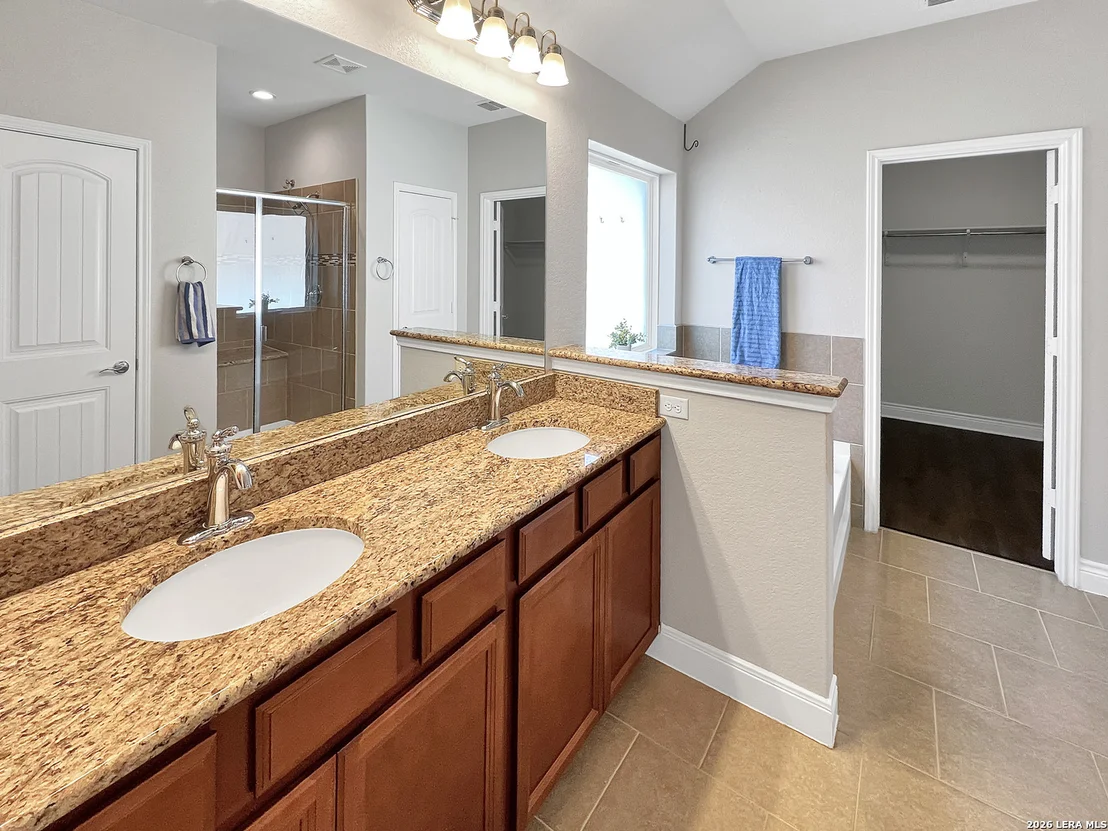 Photo of 12839 Laurel Brush