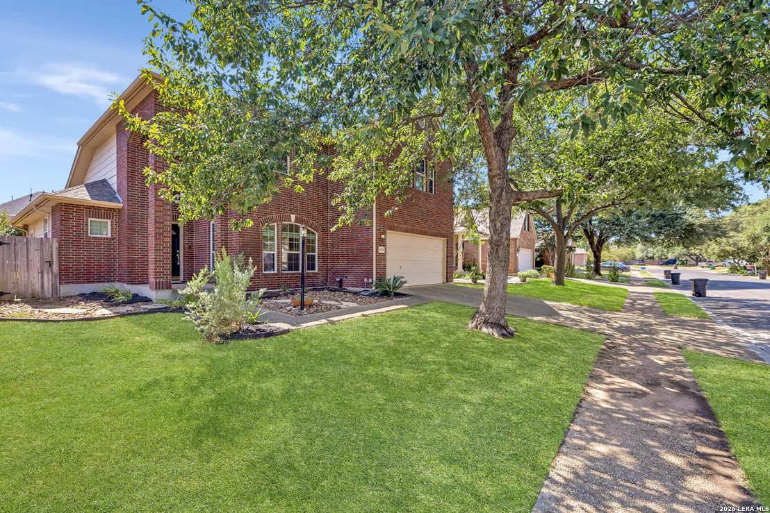 Photo of 2026 Thicket Trail Dr