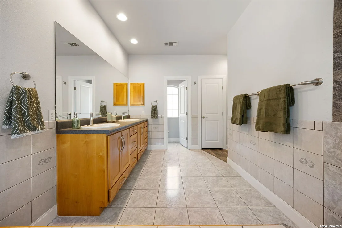 Photo of 373 Wentworth
