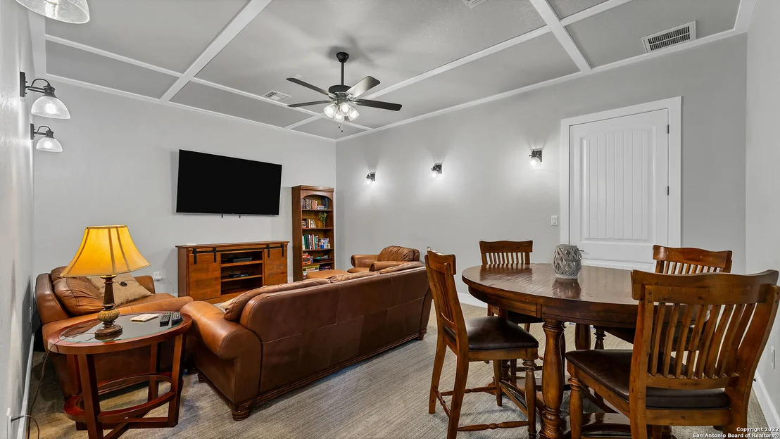 Photo of 1231 Smoky Loop Rd