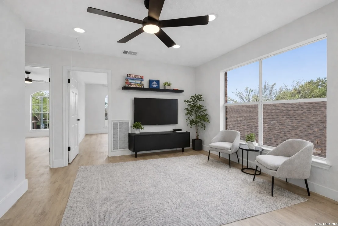 Photo of 10242 Sandyglen