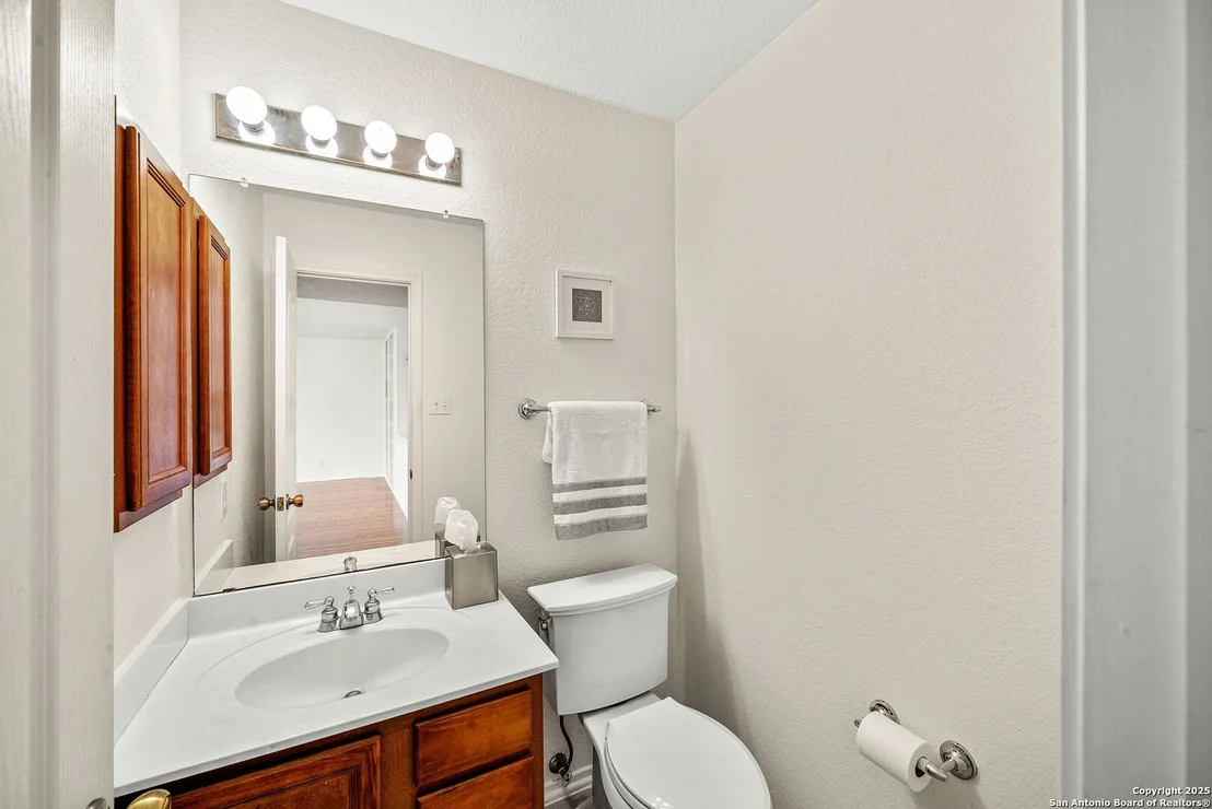 Photo of 21907 Kenton Croft