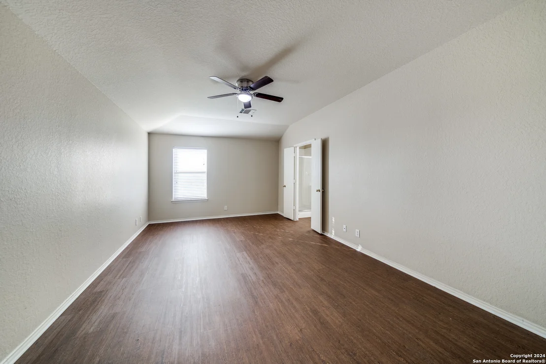 Photo of 325 Cattle Run