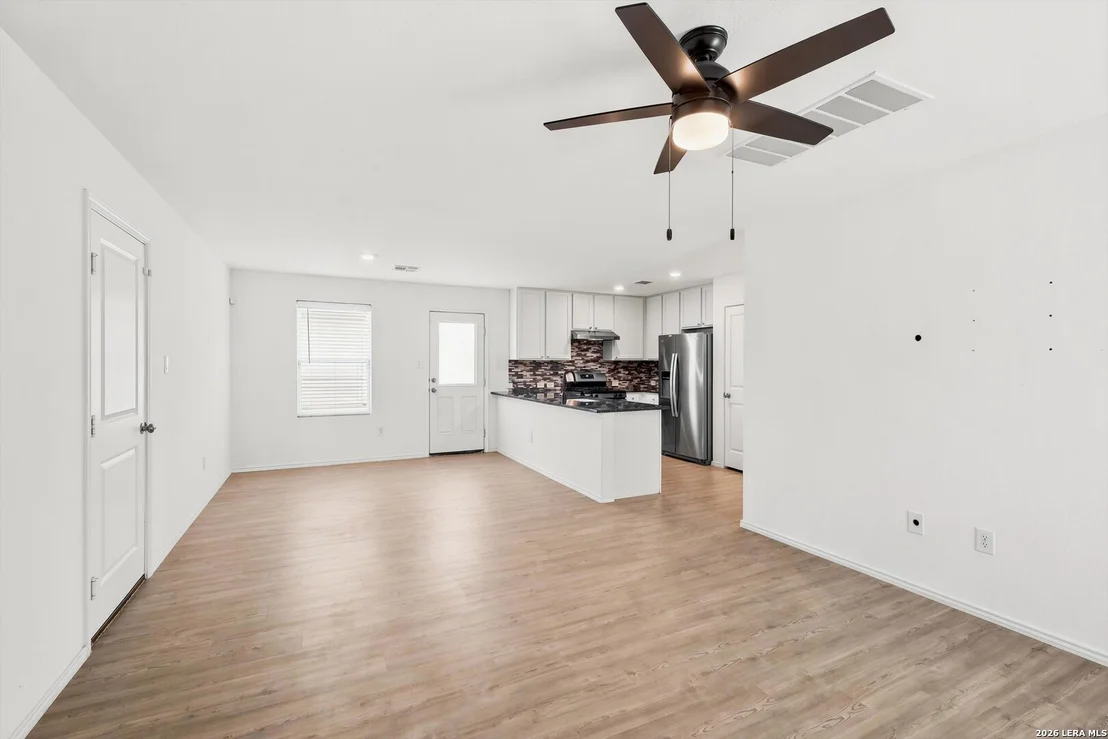 Photo of 13543 Barton Cove