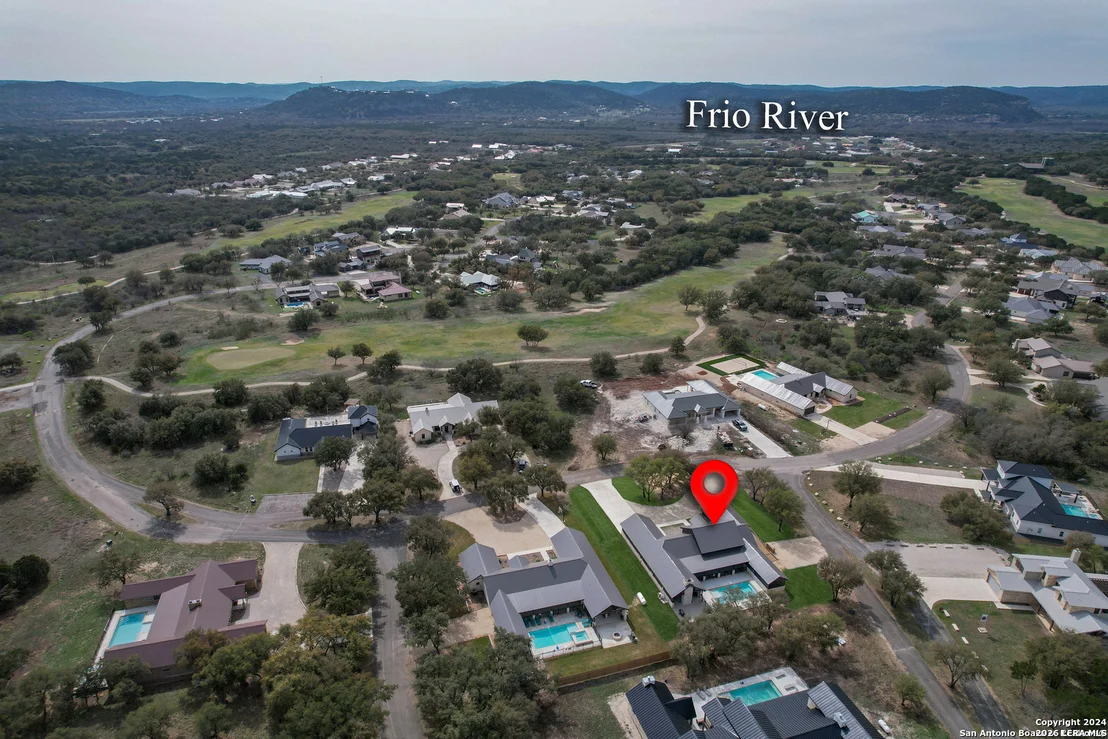 Photo of 1450 Mountain Valley