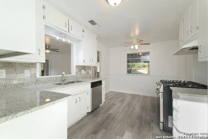 Photo of 3611 LARKHILL