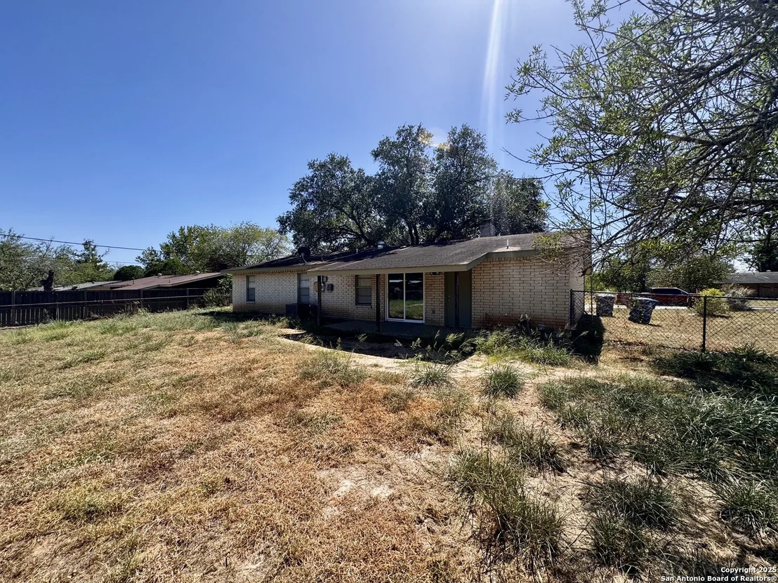 Photo of 512 Low Meadow