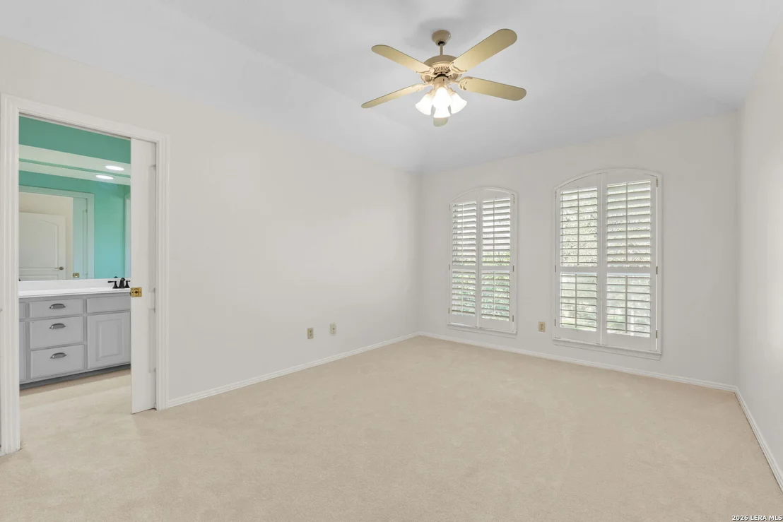 Photo of 8522 FAIRWAY BEND DR