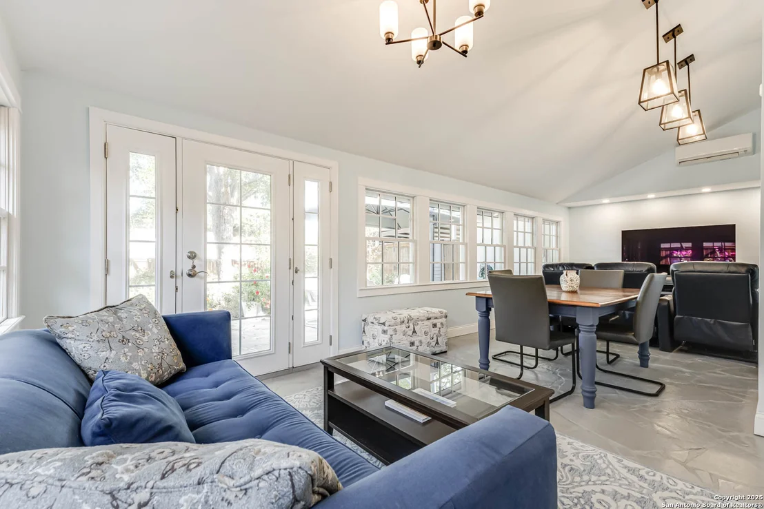 Photo of 13738 Wilderness Pt