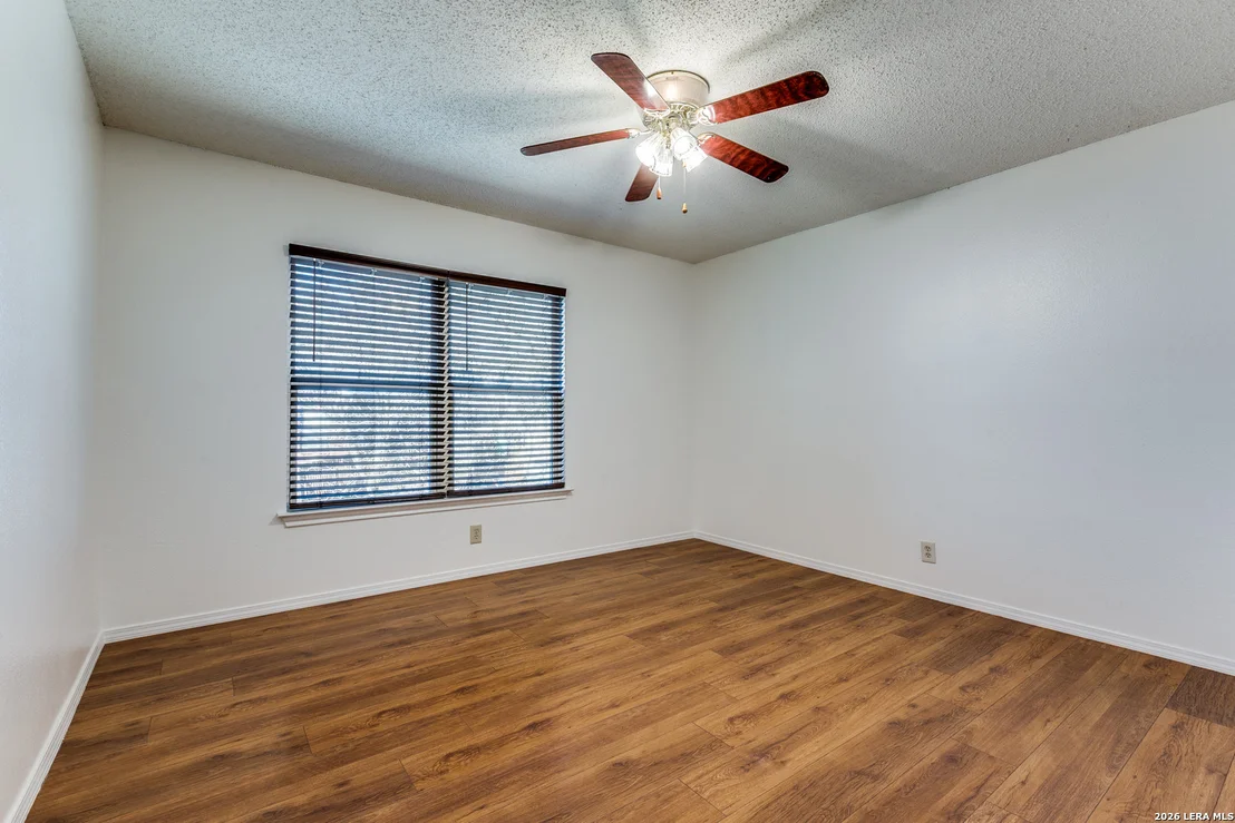 Photo of 9507 Shadowbrook