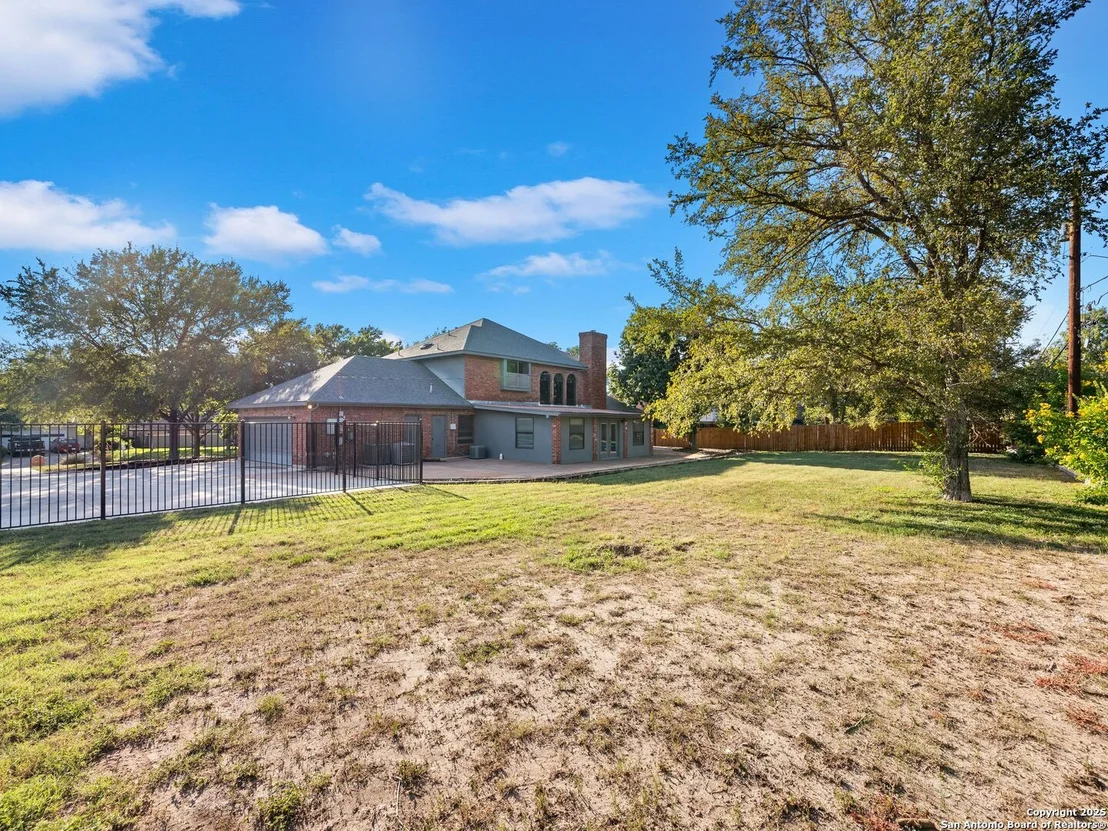 Photo of 332 Towne Vue