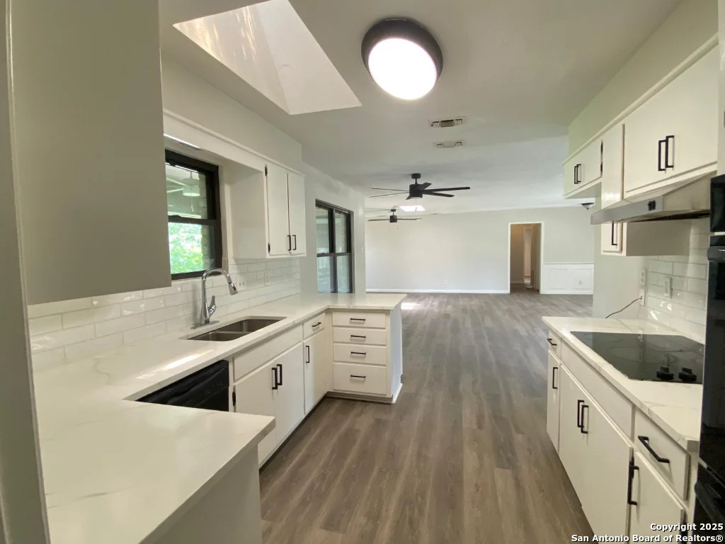 Photo of 749 Windrock