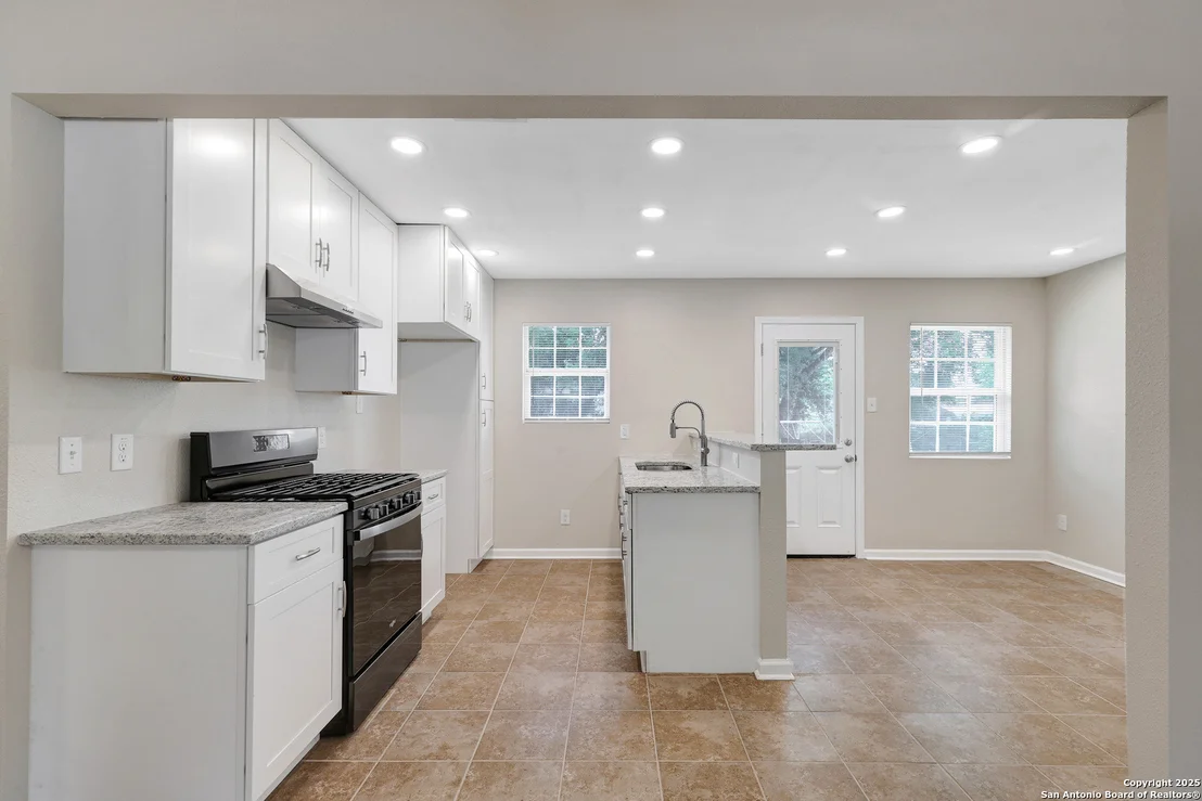 Photo of 6820 Mountain Park