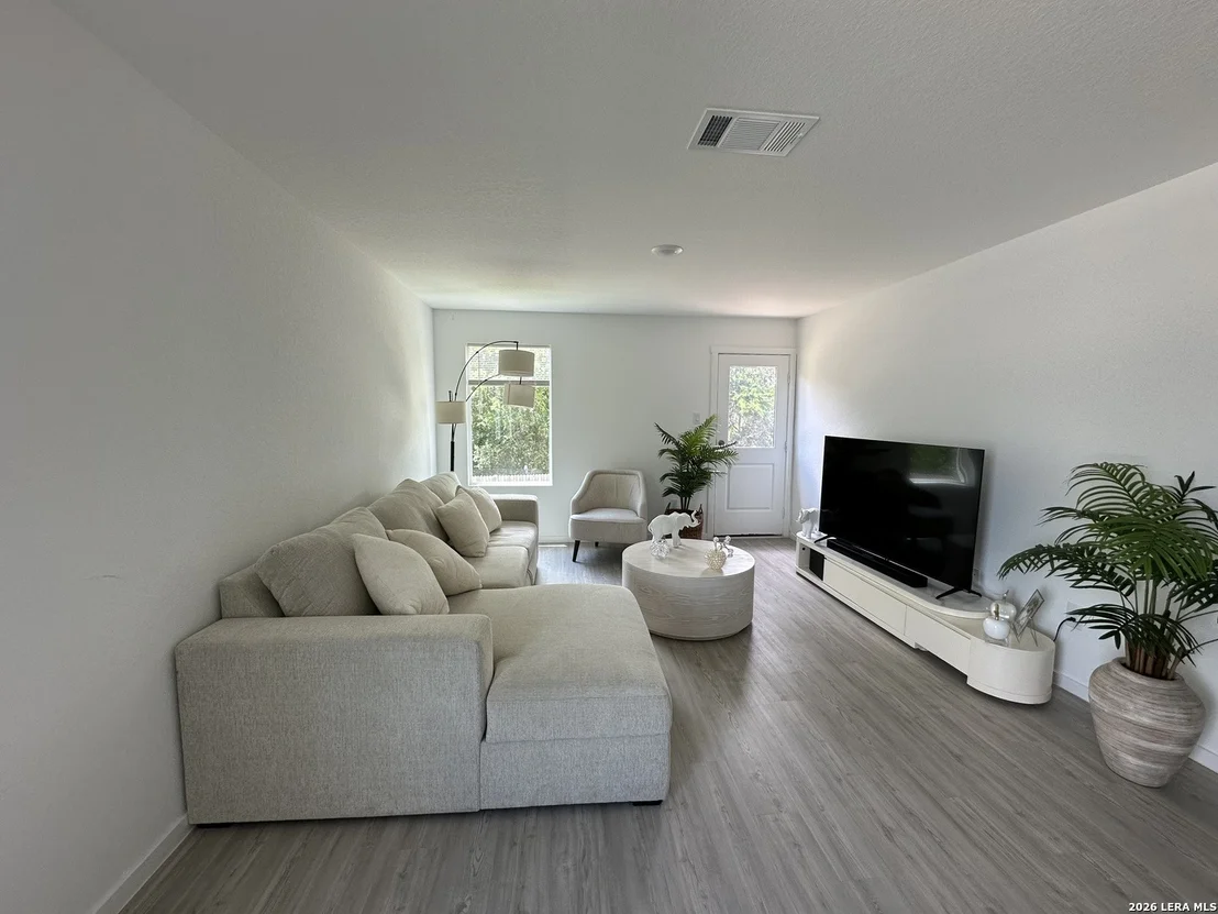 Photo of 3735 Moon Hill
