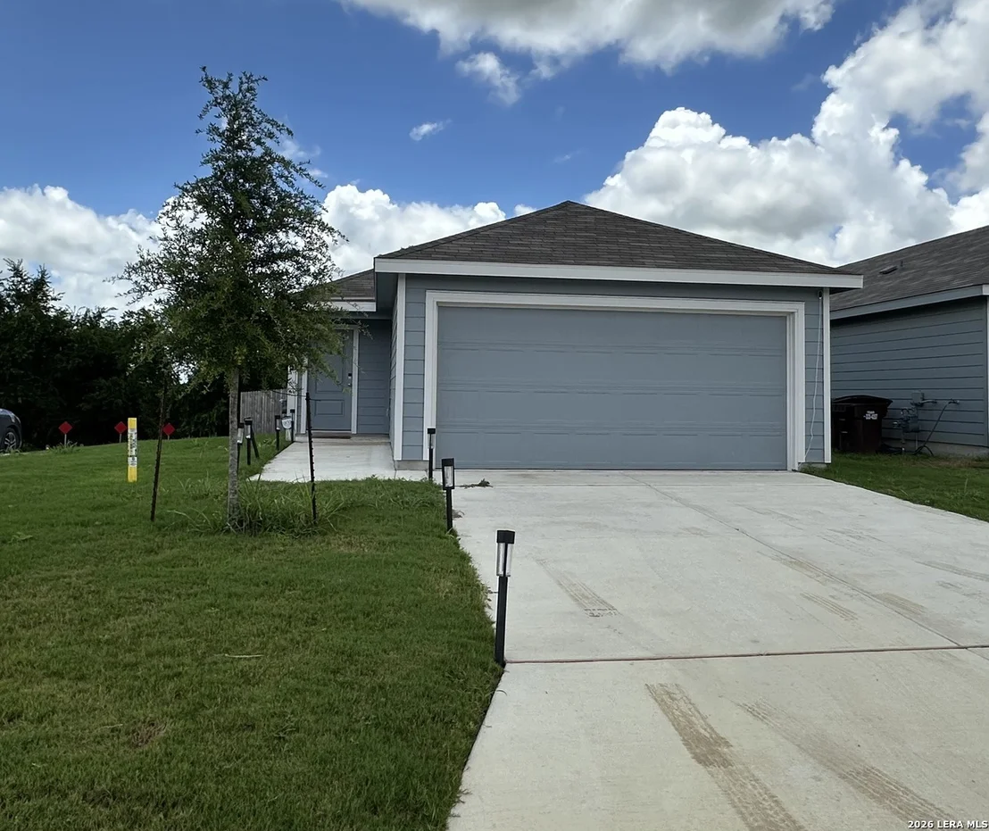 Photo of 3735 Moon Hill
