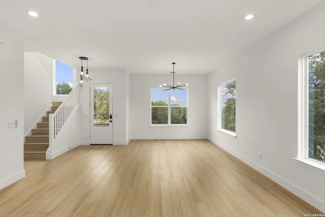 Photo of 104 MAGNOLIA CIR