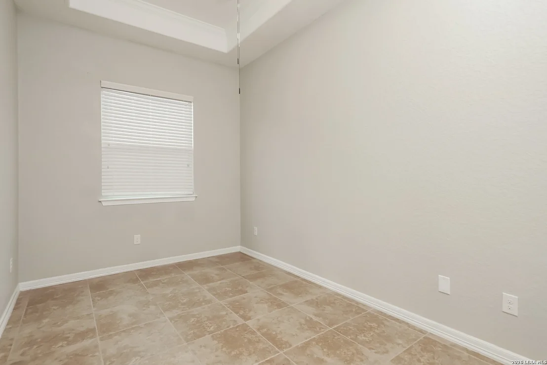 Photo of 3931 Bacall