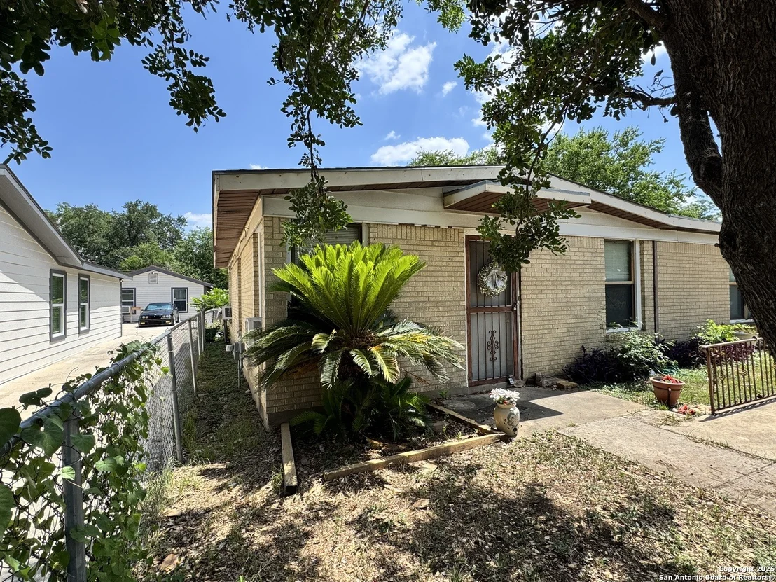 Photo of 3334 Cato