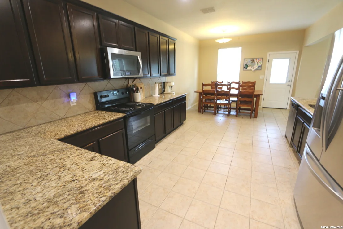 Photo of 449 Auburn Park