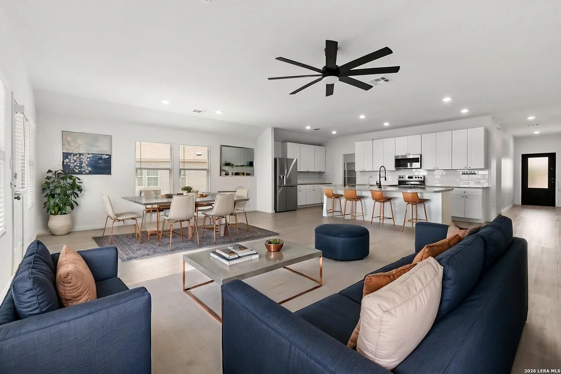 Photo of 105 OLYMPIC CV