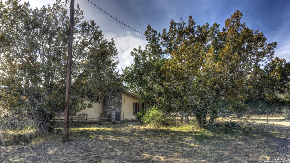Photo of 22 SQUIRREL BEND