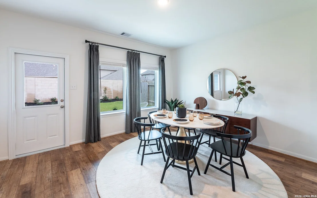 Photo of 11163 HOLLINGER CIR