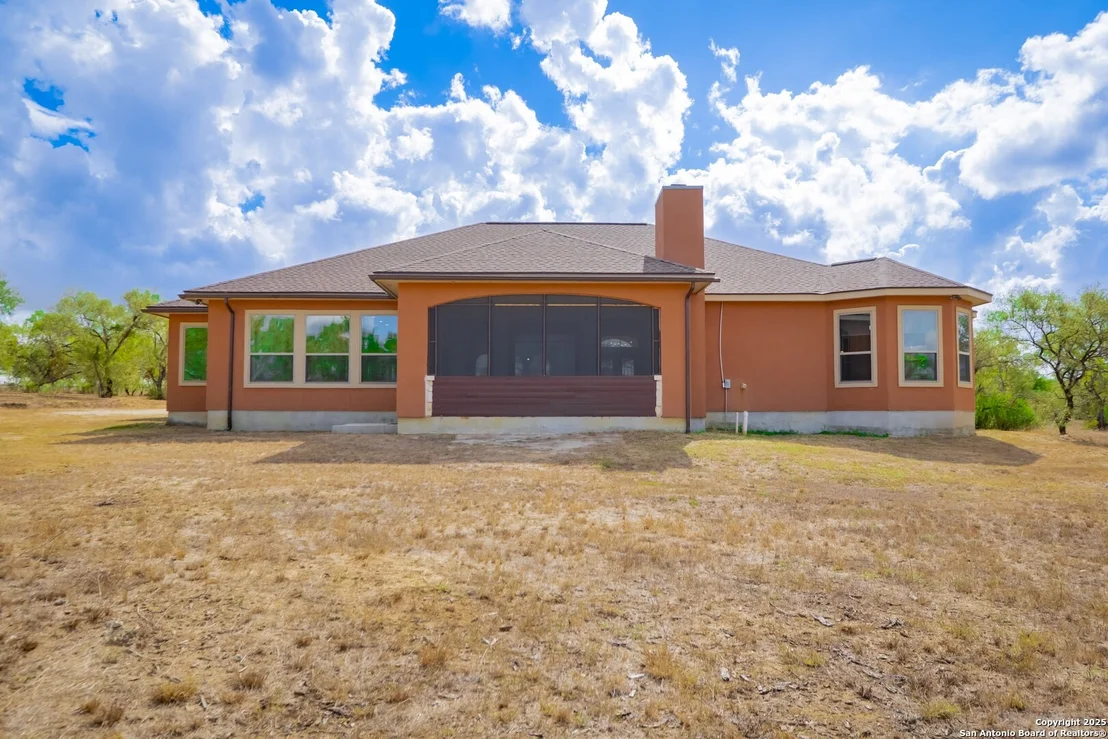 Photo of 1427 County Road 323