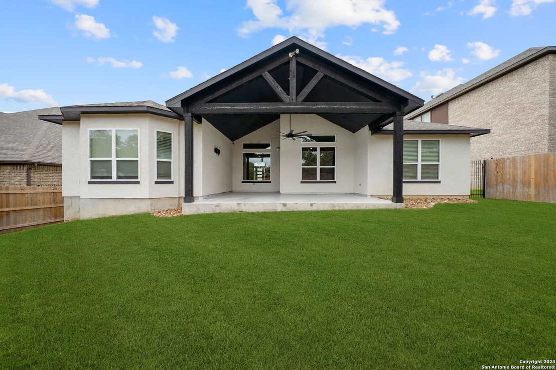 Photo of 105 BRANSON FALLS