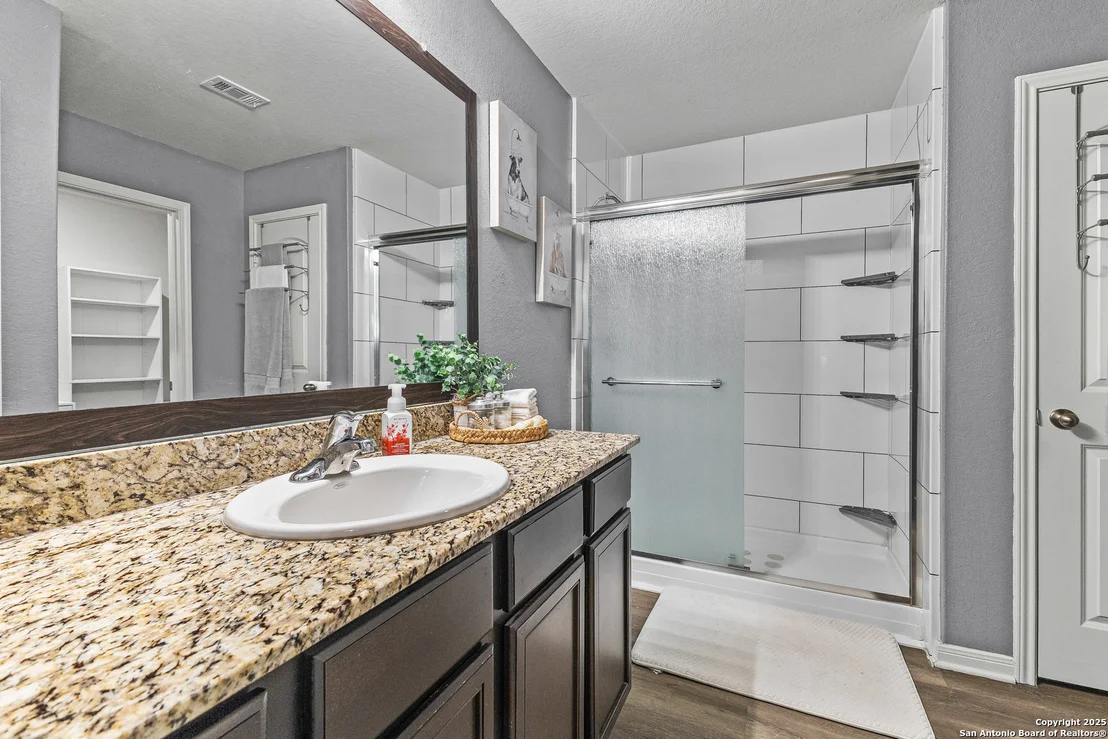 Photo of 6502 Fledgely way
