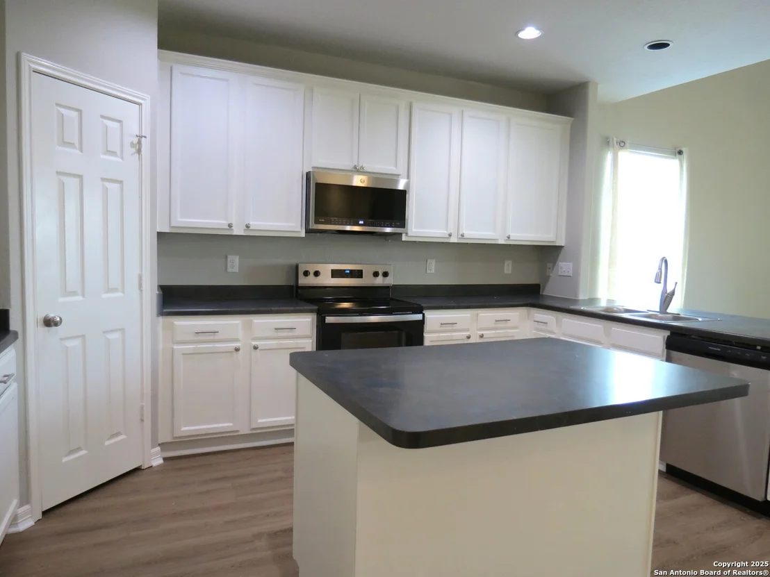 Photo of 342 Maple Way