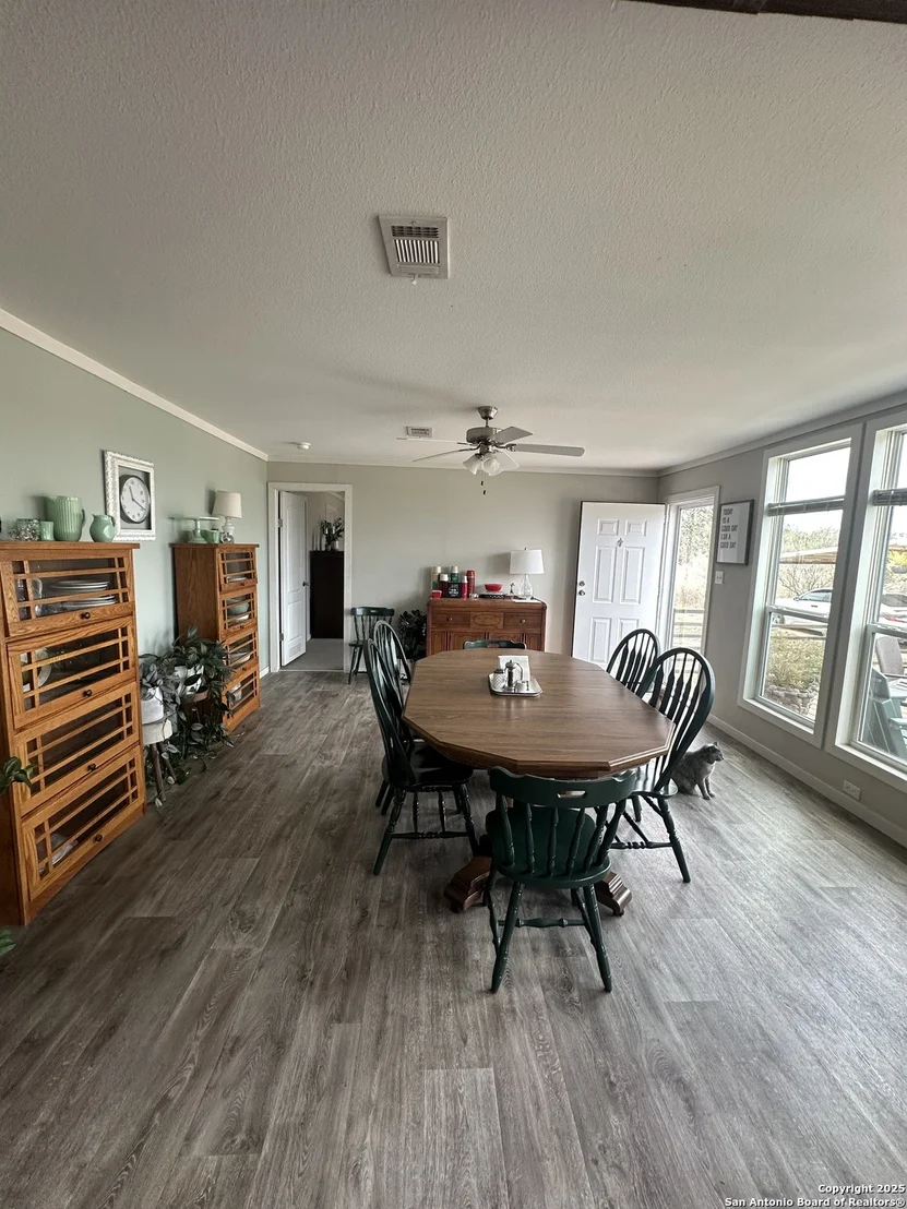 Photo of 1253 Cr 428