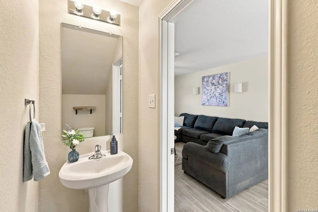 Photo of 15250 Snug Harbor Way