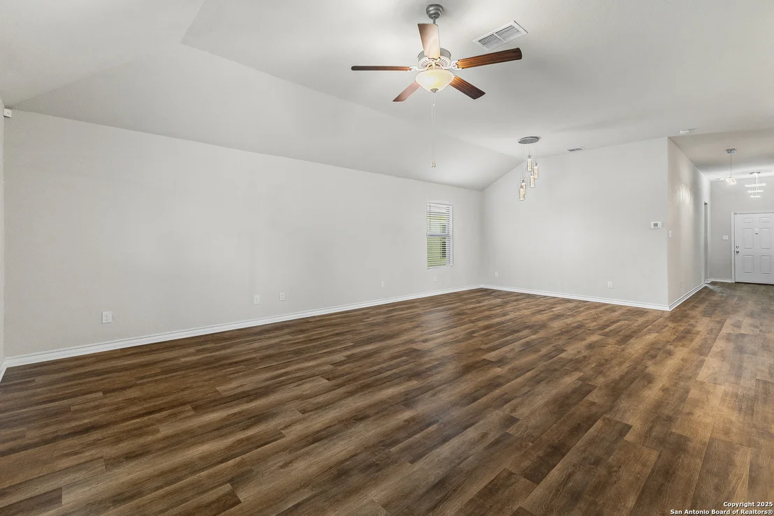 Photo of 6910 Emerald Valley
